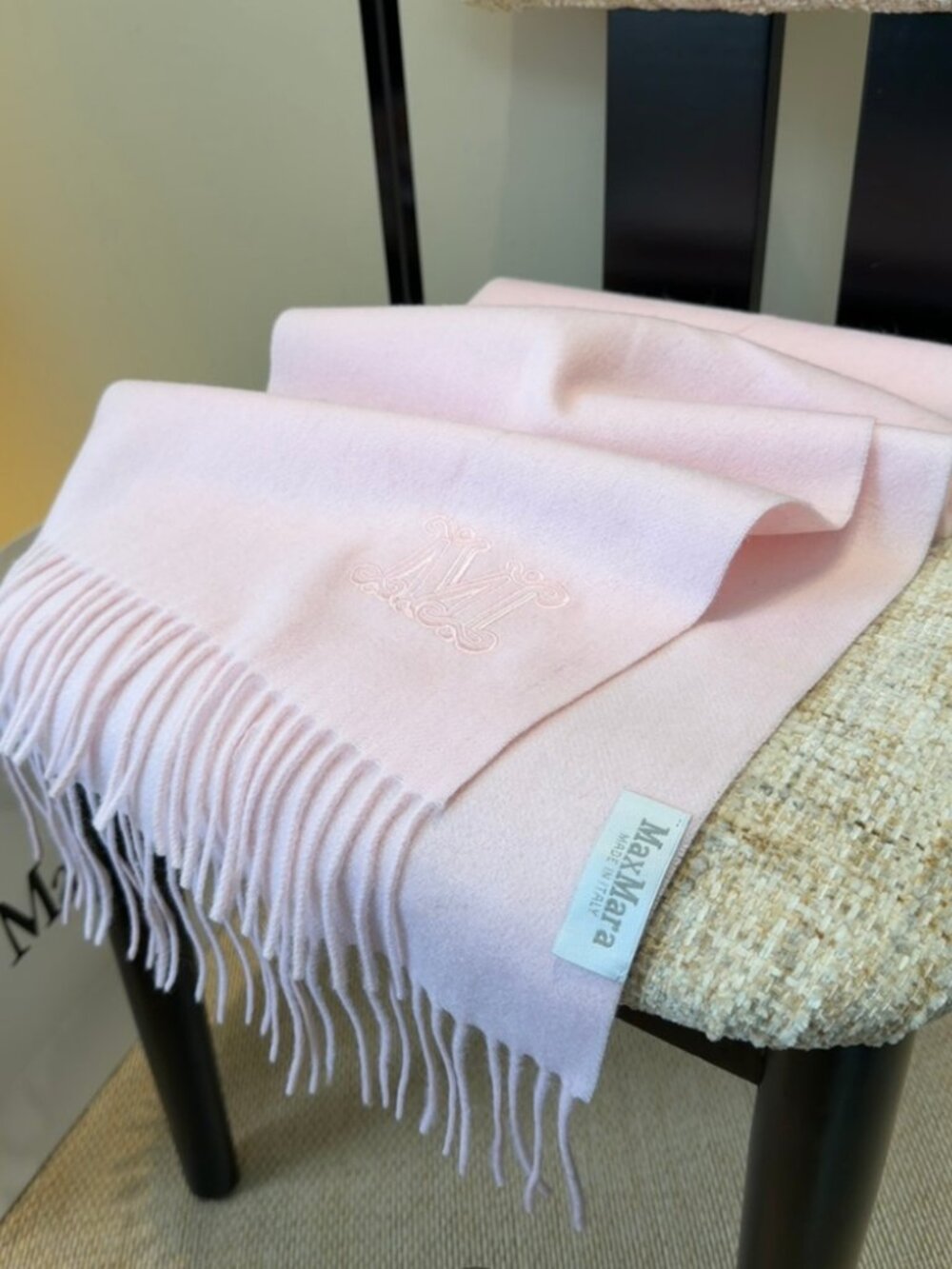 Max Mara Pink Logo Fringe Scarf - Picture 5 of 8